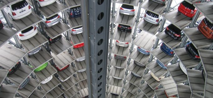 Pourquoi investir dans un garage ou un box ?